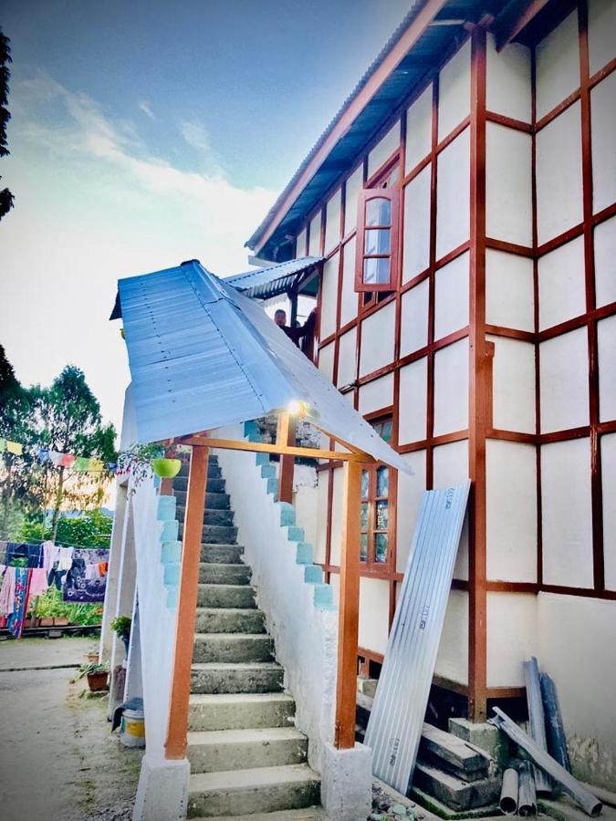 Tenzo Homestay Bomdila Esterno foto